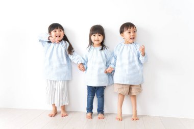 Anaokulunda oynayan çocuklar