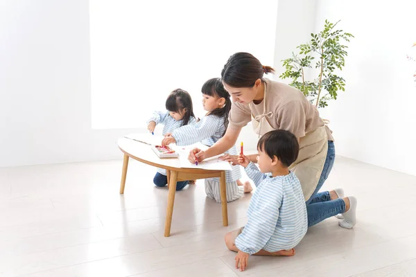 Kindergarten Teacher Children — Stock Photo, Image