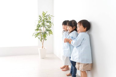 Anaokulunda oynayan çocuklar