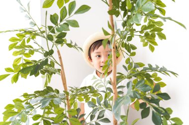 Anaokulundaki yaramaz çocuk, yaramaz çocuk imajı.