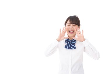 Bayan öğrenci bağırıyor.