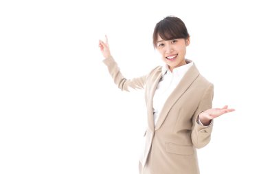 Beyaz arka planda izole edilmiş Asyalı iş kadını portresi