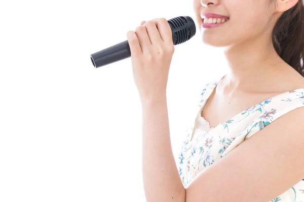 Mujer Joven Cantando Karaoke Blanco — Foto de Stock