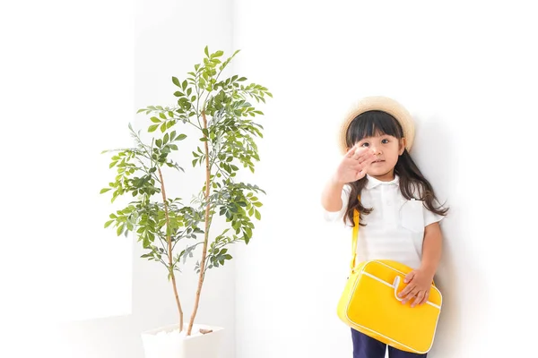 Kind Geht Den Kindergarten — Stockfoto