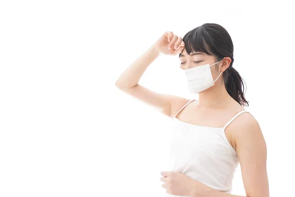 Jonge Vrouw Met Masker Last Van Allergie — Stockfoto