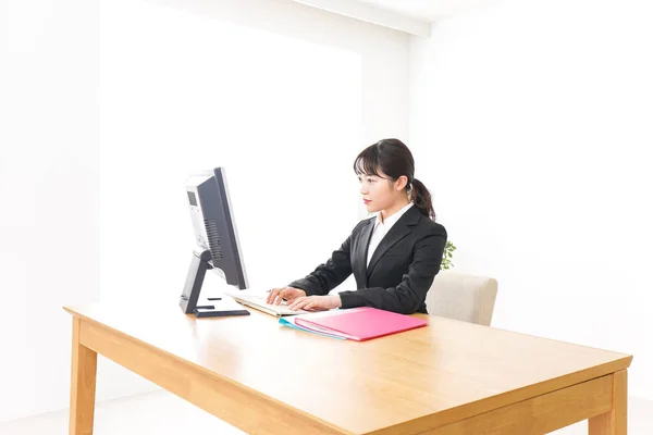 Geschäftsfrau Büro — Stockfoto