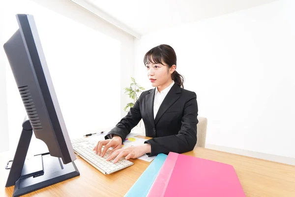 Geschäftsfrau Büro — Stockfoto