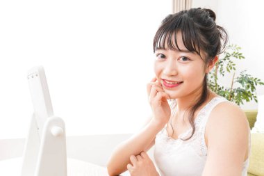 Genç kadın güzellik imajı