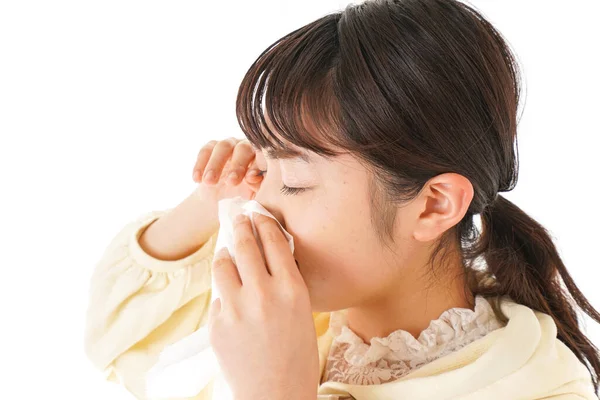 Junge Frau Leidet Heuschnupfen Allergie — Stockfoto