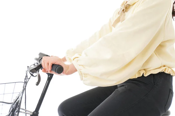 Jovem Mulher Andar Bicicleta Fundo Branco — Fotografia de Stock