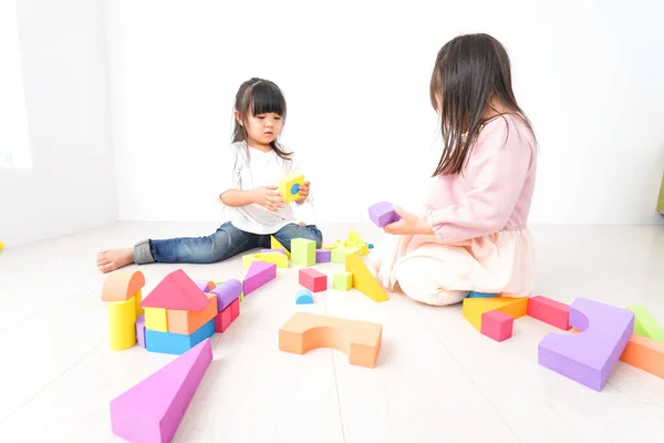 Kinder Spielen Block — Stockfoto
