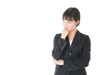 İş kadını portreyi kapatmayı düşünüyor. 