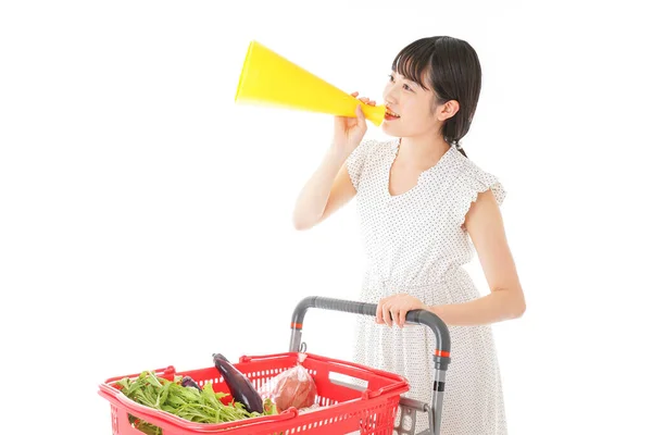 Retrato Mujer Joven Asiática Con Megáfono Amarillo Bolso Tienda Del —  Fotos de Stock