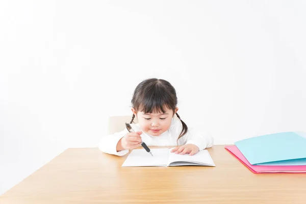 Bonito Criança Para Estudar Sozinho — Fotografia de Stock