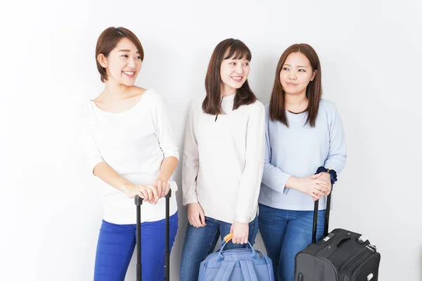 Viaggio Delle Donne Donne Asiatiche Con Valigie — Foto Stock