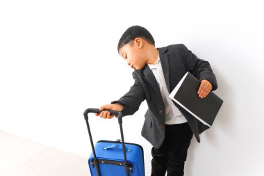 Küçük işadamı iş gezisine gidiyor.