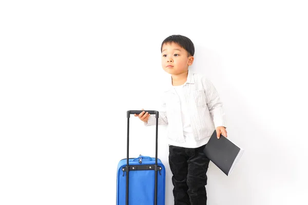 Mały Biznesmen Jedzie Podróż Służbową — Zdjęcie stockowe