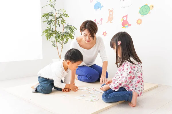 Kinder Und Lehrer Kindergarten Kindergartenkonzept — Stockfoto