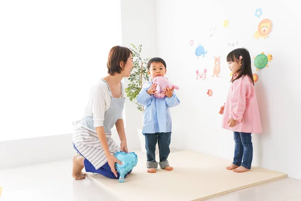 Kinderen Leerkrachten Kleuterschool Concept Kleuterschool — Stockfoto