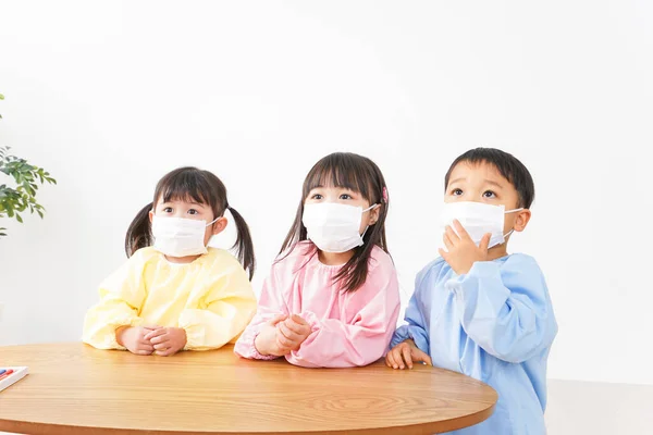 Children Wearing Mask Classroom — Stock Photo, Image