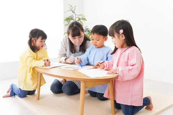 Children Teacher Painting Preschool — Stock Photo, Image