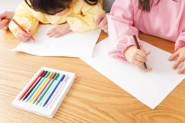 Kinderen Leraar Schilderen Kleuterschool — Stockfoto