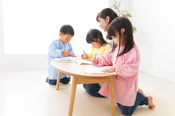 Children Teacher Painting Preschool — Stock Photo, Image