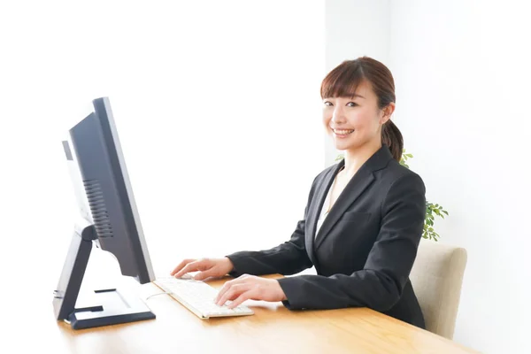 Geschäftsfrau Mit Lächeln Büro — Stockfoto