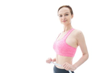 Genç kadınlar diyet yapıyor.