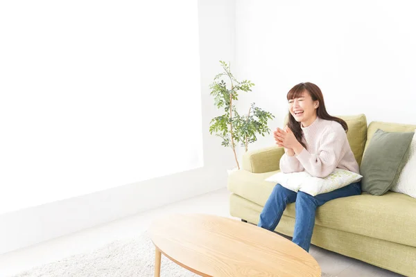 Young Asian Woman Relaxing Home — Stock Photo, Image