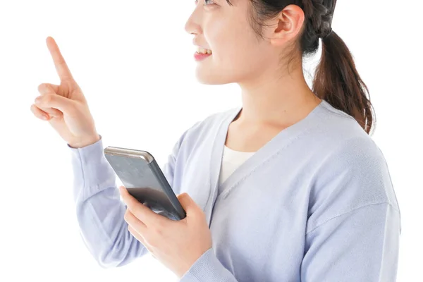 Jovem Mulher Usando Aparelhos Iot Com Smartphone — Fotografia de Stock