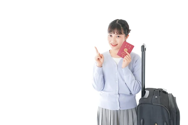 Młoda Kobieta Podróżująca Granicę Paszportem — Zdjęcie stockowe