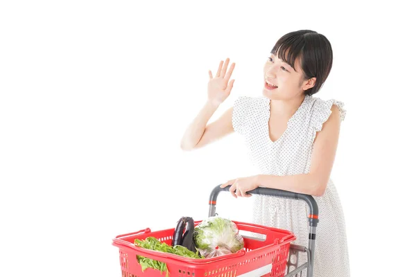 Jeune Femme Foyer Avec Panier Complet Sur Fond Blanc — Photo