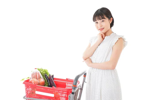 Jeune Femme Foyer Avec Panier Chariot Complet Sur Fond Blanc — Photo