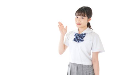 Gülümseme rehberi olan genç öğrenci