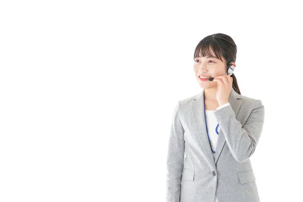Jovem Sorrindo Mulher Asiática Trabalhando Call Center — Fotografia de Stock