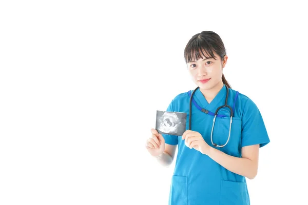 Junge Krankenschwester Mit Echo Image — Stockfoto