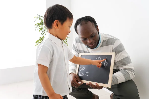 Kinderen Studeren Aan International School Kinderen Studeren Aan International School — Stockfoto