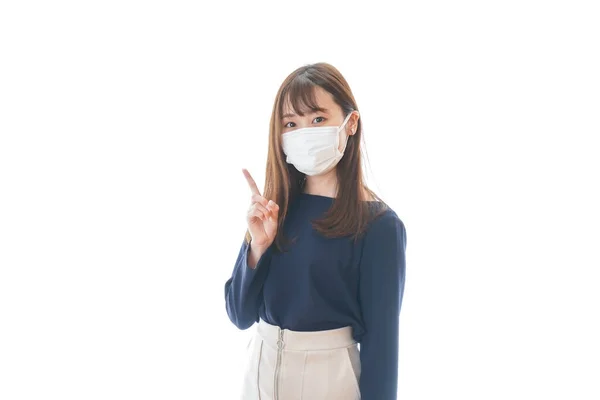 Jovem Mulher Usando Uma Máscara Apontando Algo — Fotografia de Stock