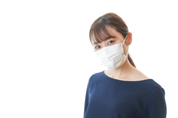 Wanita Asia Muda Mengenakan Masker Wajah — Stok Foto