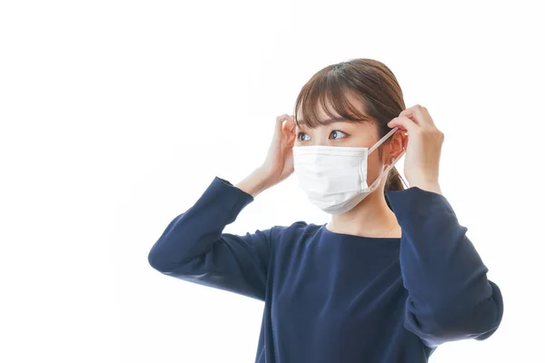 Jong Aziatisch Vrouw Dragen Gezicht Masker — Stockfoto