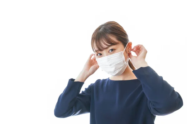 Young Asian Woman Wearing Face Mask — Stock Photo, Image