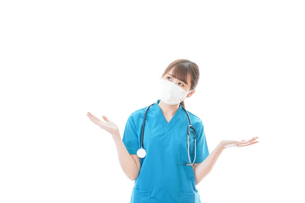 Junge Frau Medizinischer Uniform Und Schutzmaske Vor Weißem Hintergrund Ärztin — Stockfoto