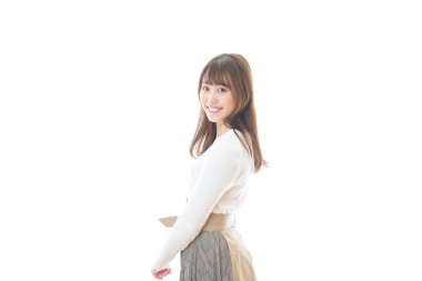 Gülümseyen Asyalı bir kadının portresi. 