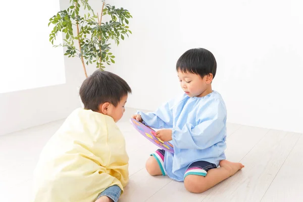 Boys Enjoying Kindergarten — Stock Photo, Image