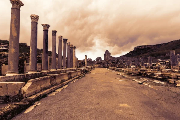 Ruines antiques Perge Turquie au coucher du soleil — Photo