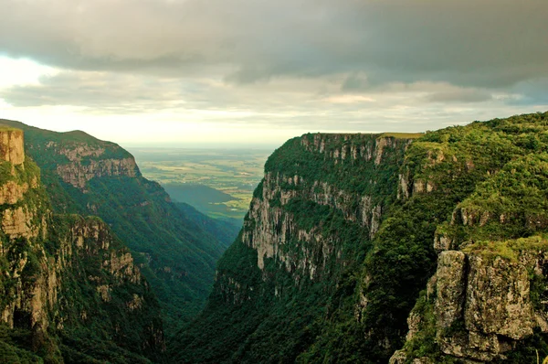 Canyon majestoso no sul do Brasil — Fotografia de Stock