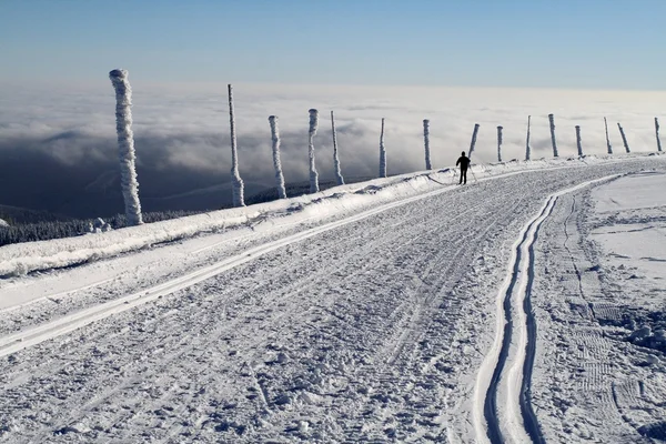 Esquí de fondo en la montaña Praded — Foto de Stock