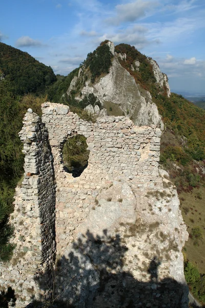 Vrsatec Castle — Stock Photo, Image