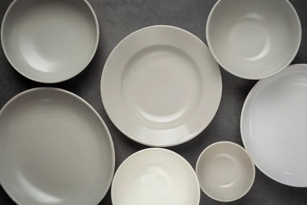 White Empty Plates Bowls Dark Background — Stok fotoğraf
